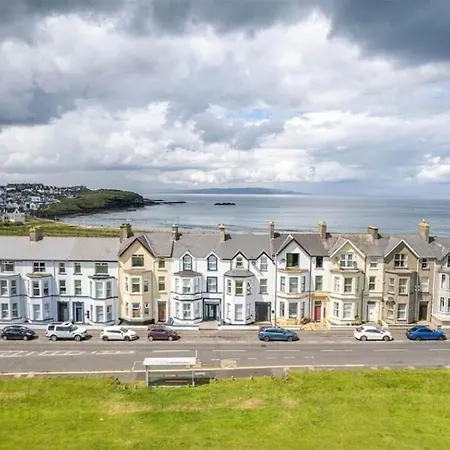 3 Dunluce Park - Portrush By The Sea Apartment Exterior photo