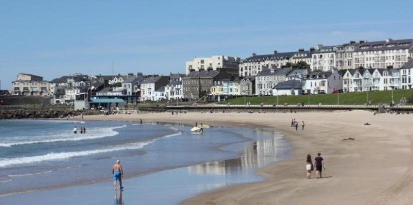 Apartment 3 Dunluce Park - By The Sea Portrush