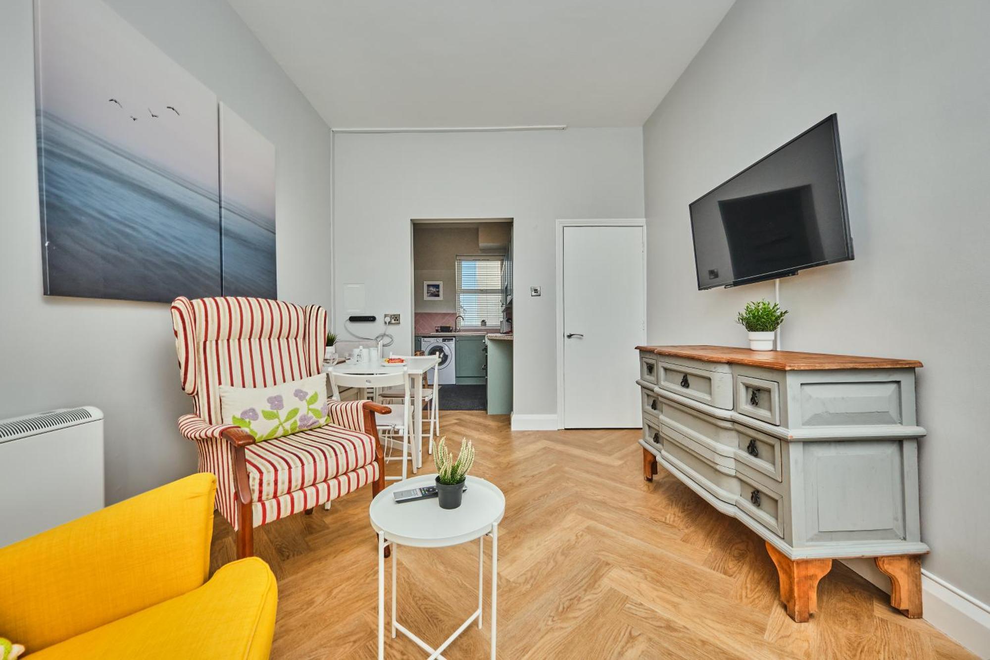 3 Dunluce Park - By The Sea * Portrush